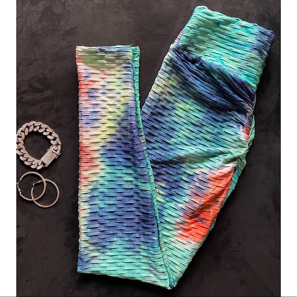 Honeycomb Style Ruched Backside Leggings (Tie Dye)